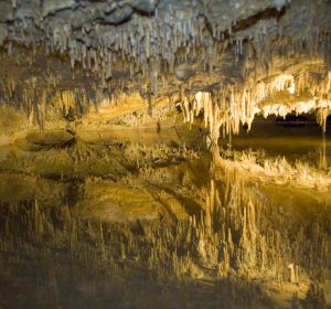 Tropfsteinhöhle